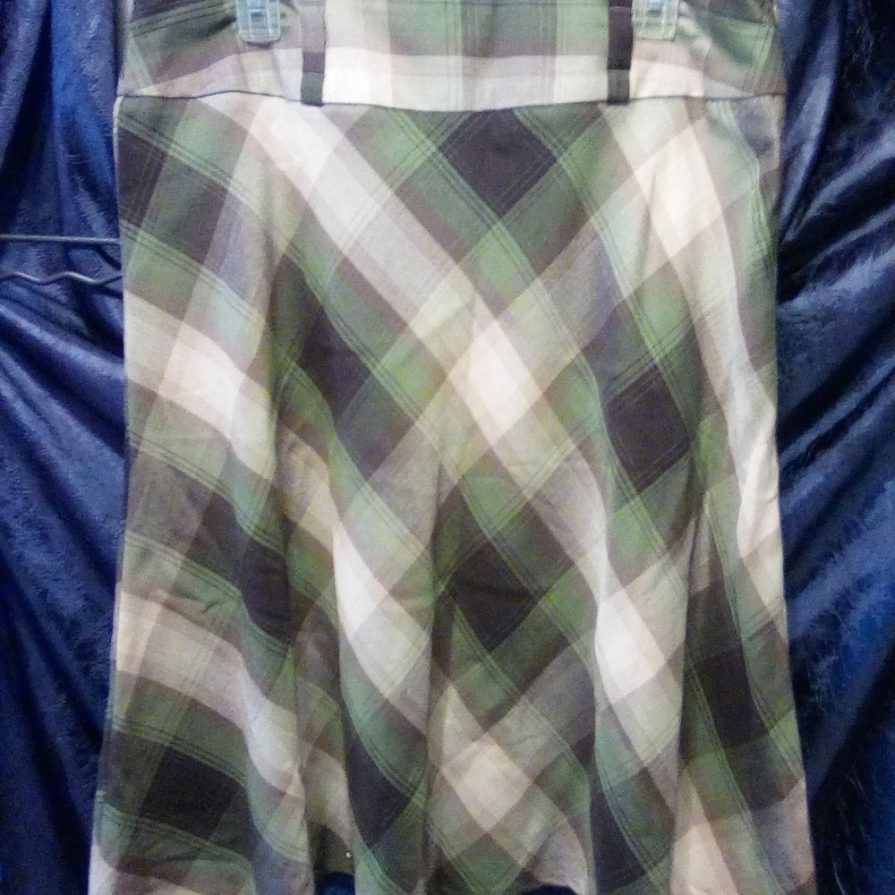 Cute brown and green plaid